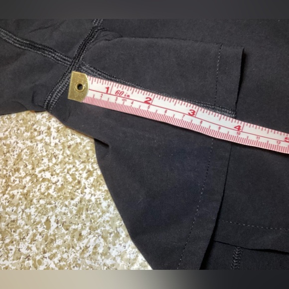 Lululemon Speed Up High Rise Short - Picture 6 of 7